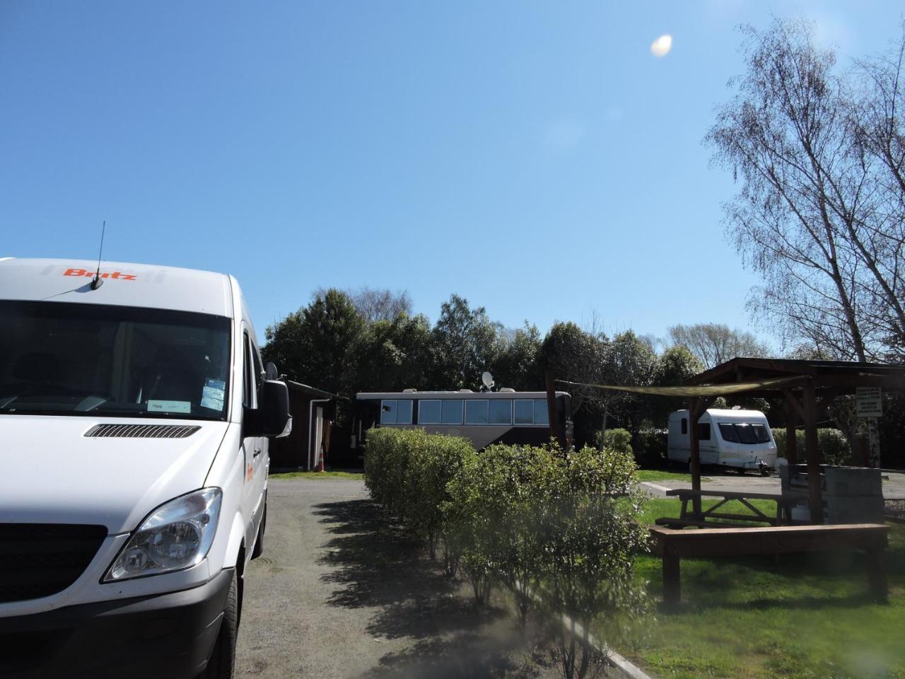 219 On Johns Motel & Holiday Park Christchurch Eksteriør billede